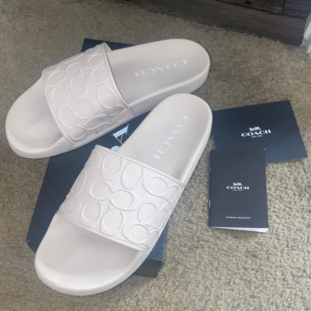 Coach Pool Slides 🤍